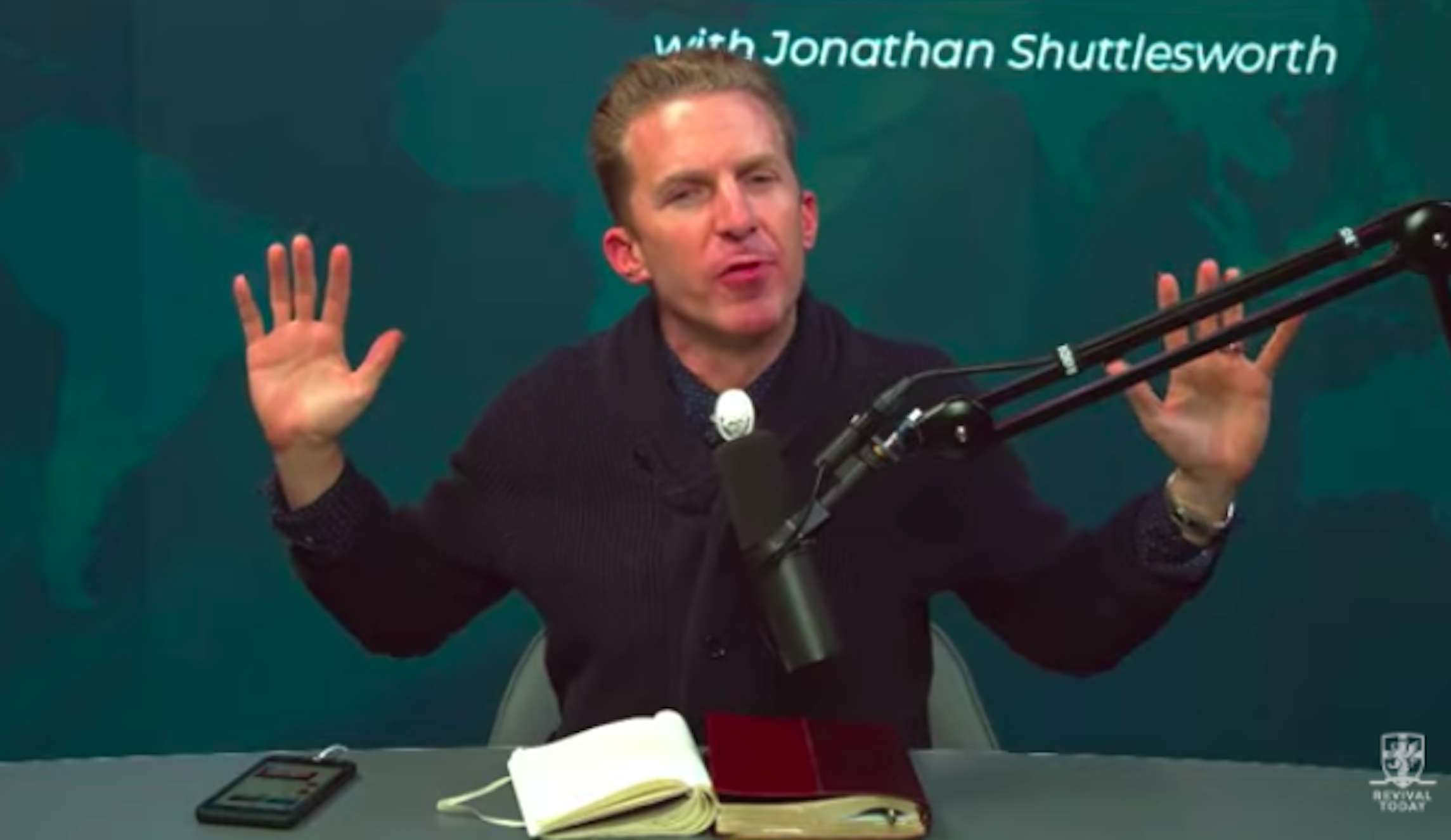 ‘Like Woodstock’: Pastor plans outdoor ‘Easter blowout service’ in defiance of stay-at-home orders