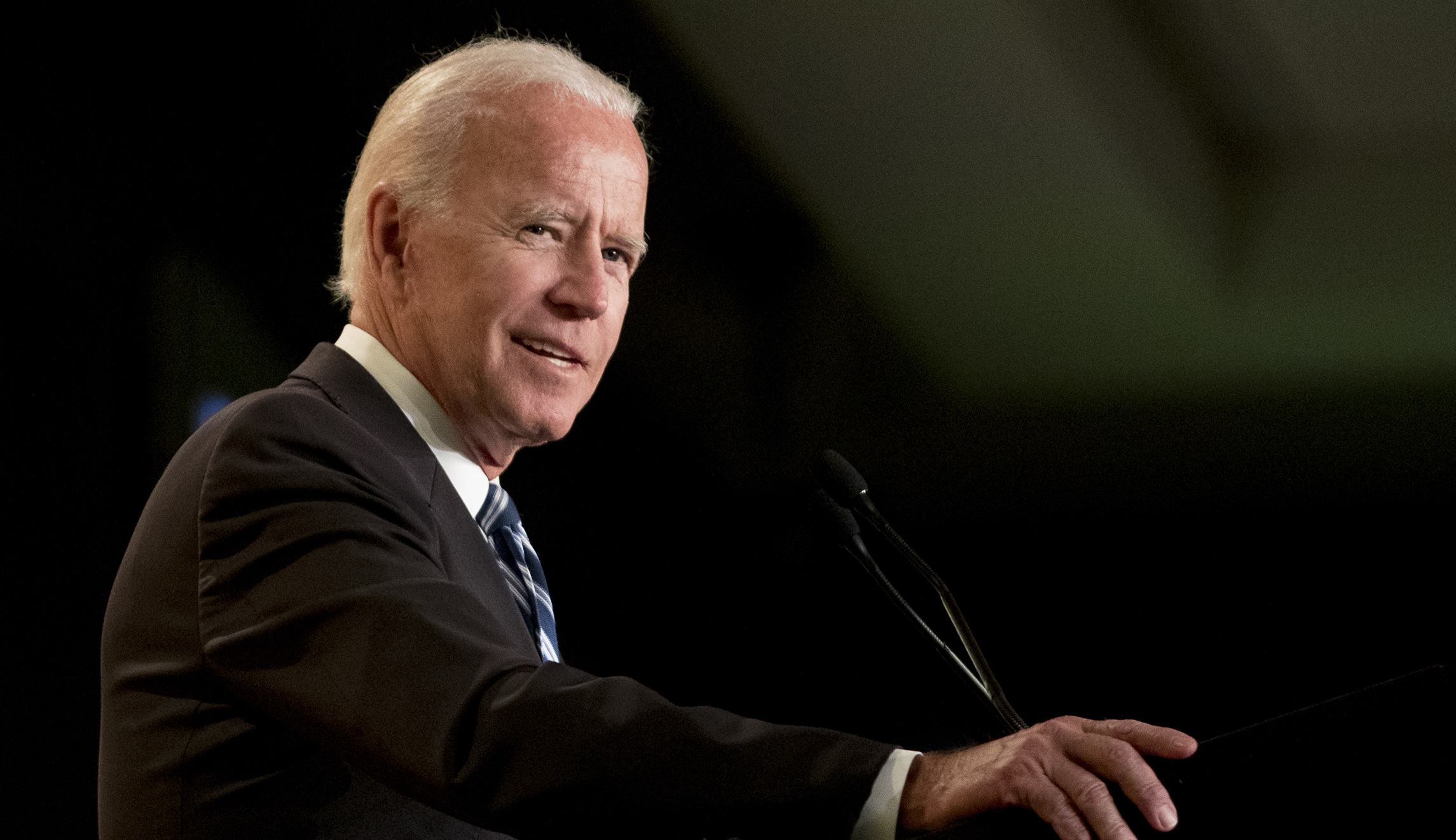 Biden to discuss risks of artificial intelligence with science and tech advisers
