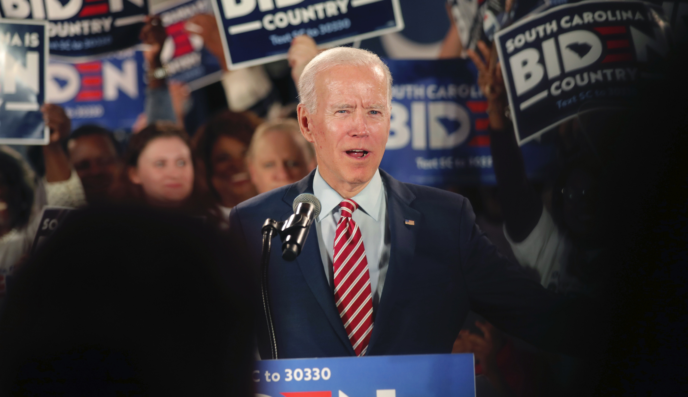 ‘Jerk with a microphone’: Biden granddaughter lashes top Obama aide