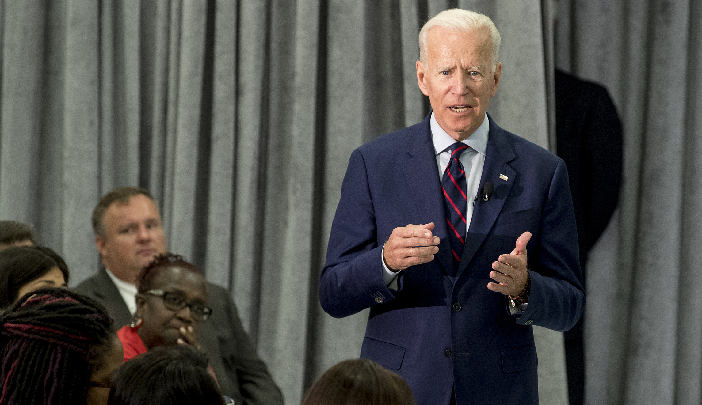 Poll: Biden has 2-1 lead in early primary states