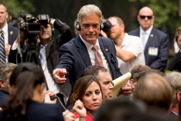 Fox’s John Roberts hammers critics for deflection on Trump’s white supremacy stance: ‘I’m tired of it’