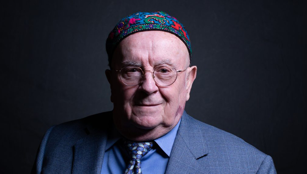 Congress, State of the Union audience serenades synagogue shooting survivor with ‘Happy Birthday’