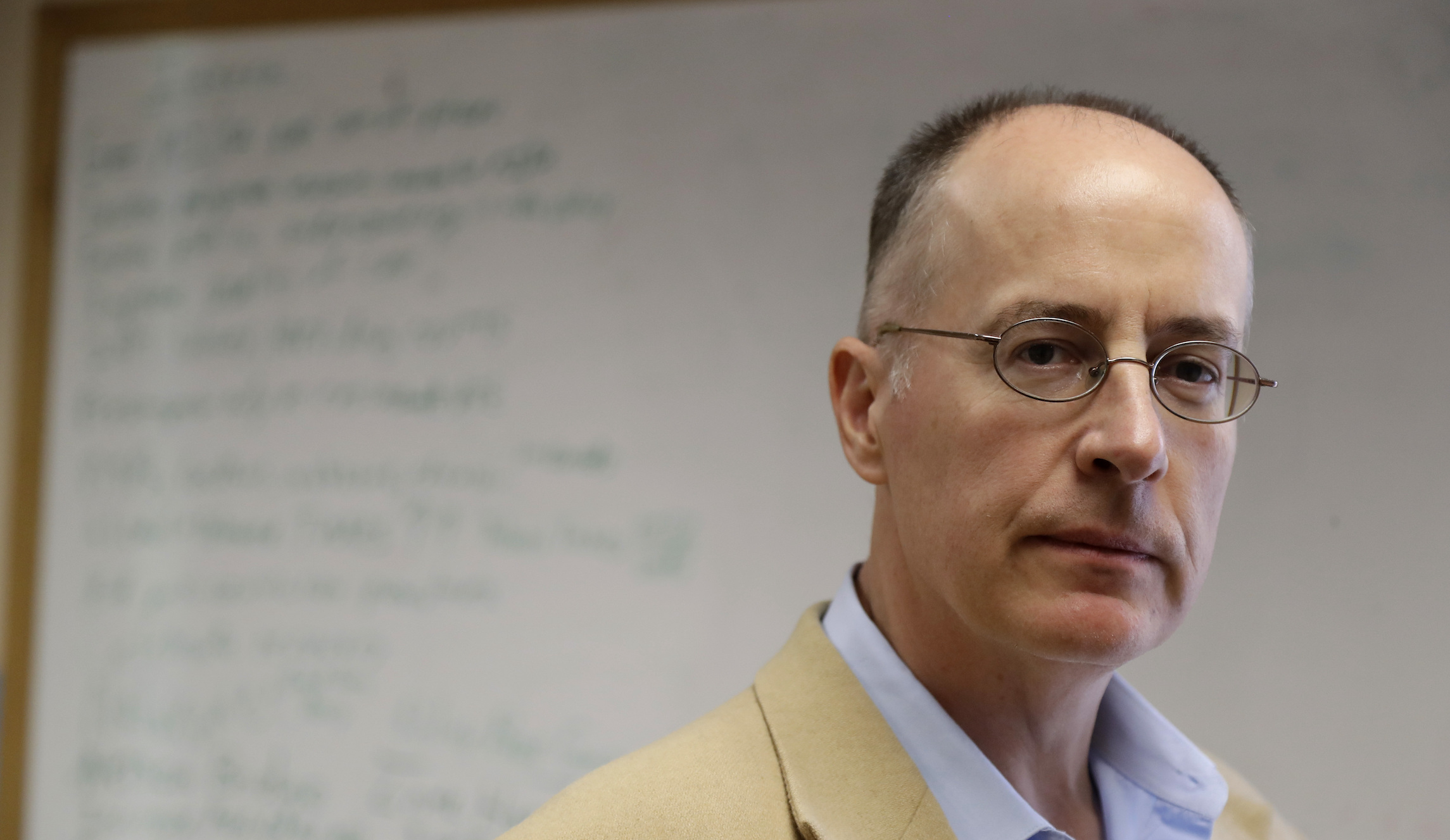 Addictive reading: Stanford psychologist on drug use and personal responsibility