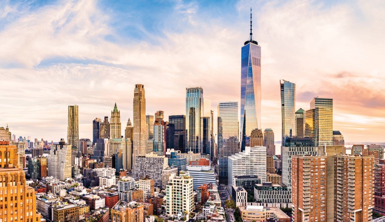 Two new books cover Manhattans clutch of ‘supertalls’