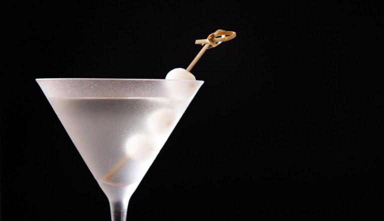 CocktailGPT