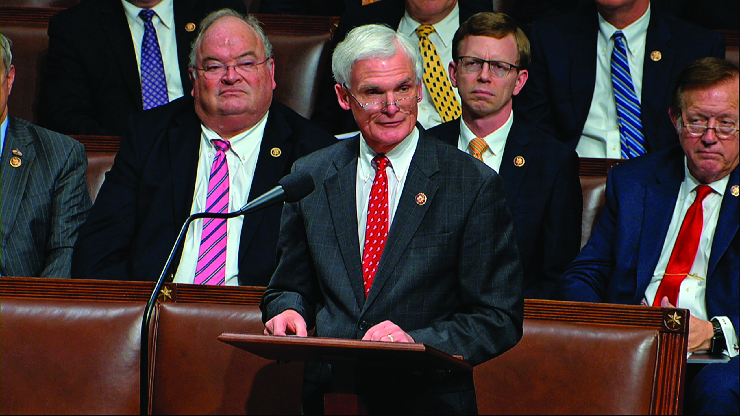 Texas Republican who lost in 2002 plays the long game for father’s old House seat