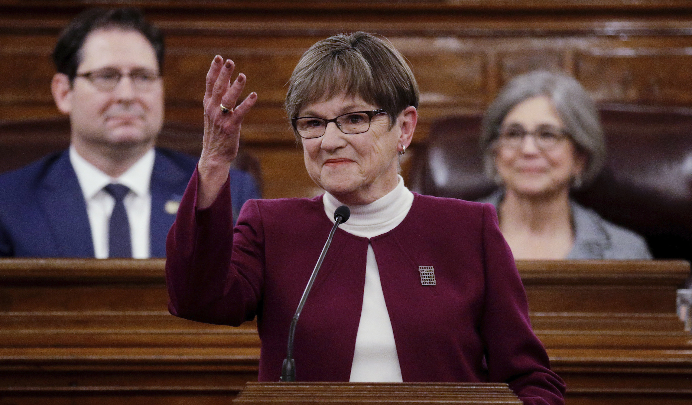 Kansas governor issues mask mandate