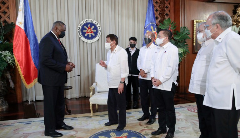 Philippine president restarts Visiting Forces Agreement with US