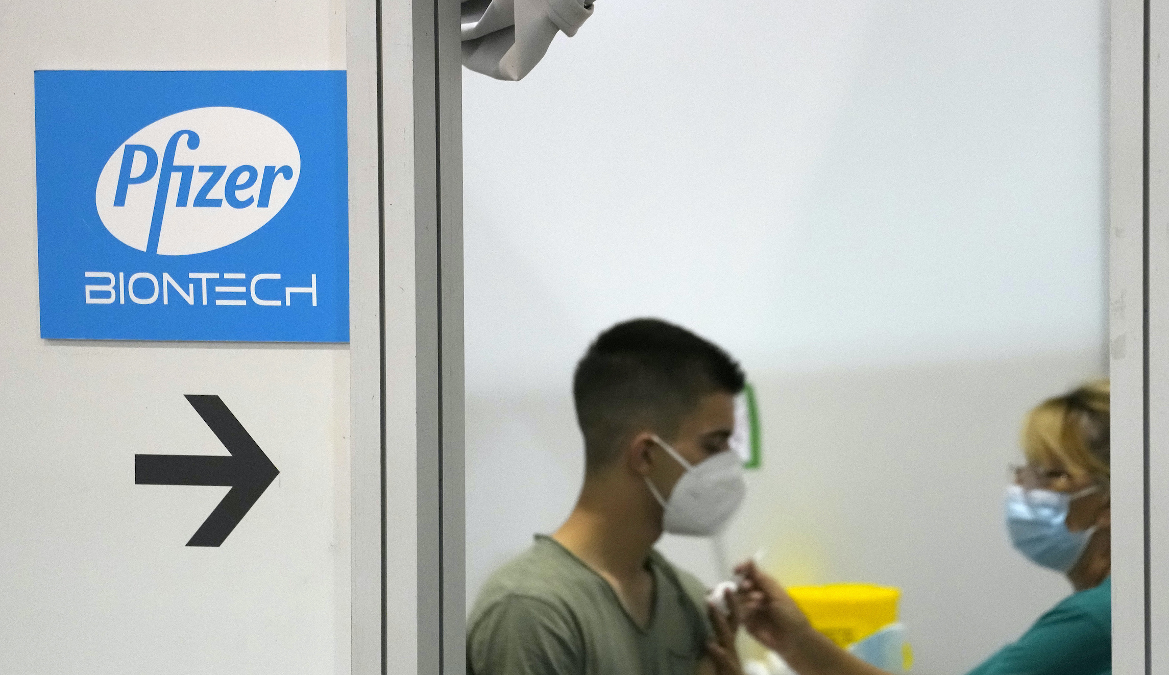 Full approval of Pfizer vaccine expected to generate wave of mandates
