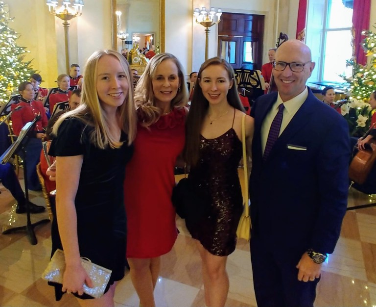 New Jersey mayor with Trump ties to challenge Sen. Bob Menendez