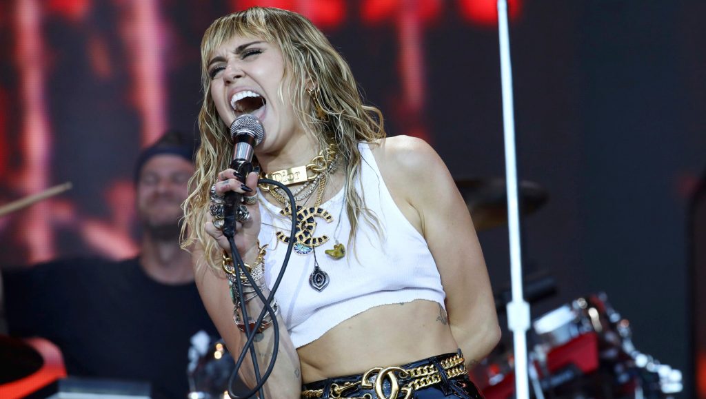 Miley Cyrus refuses to have children until climate change is solved