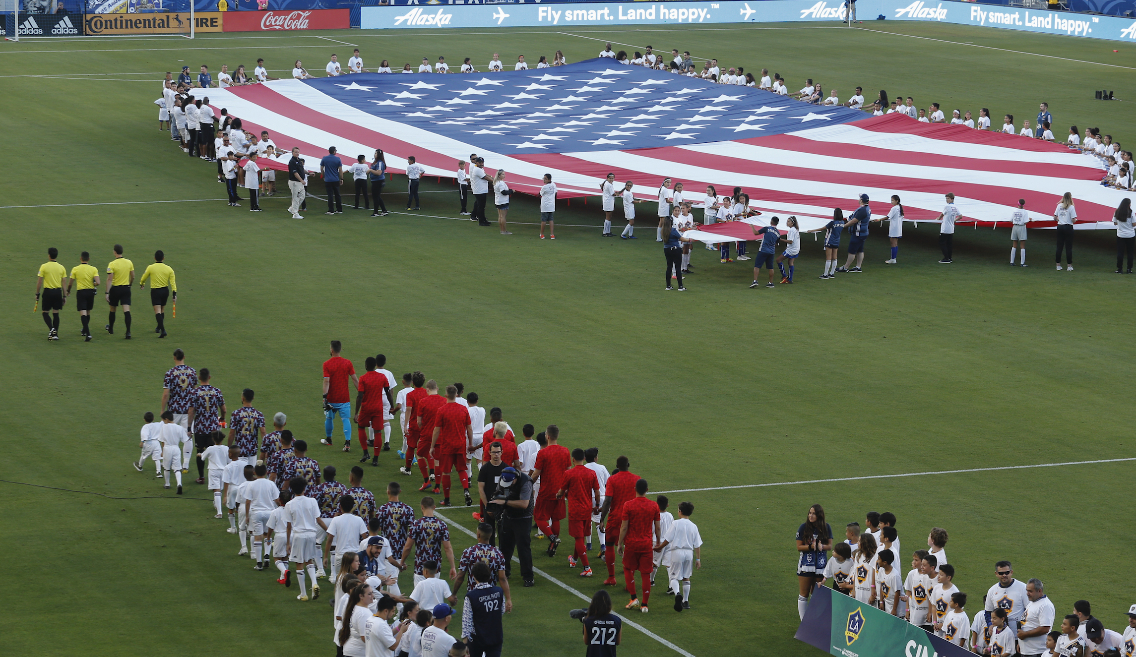Yahoo wonders if the ‘Star-Spangled Banner’ should be replaced with ‘Imagine’