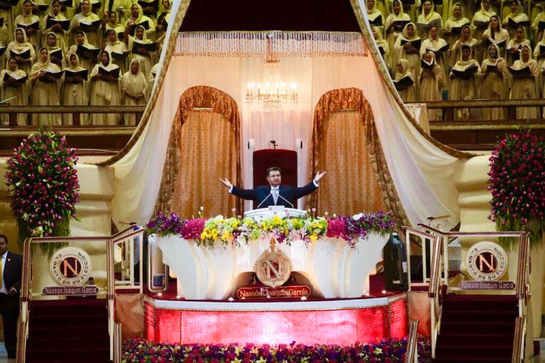 Naason Joaquin Garcia leads service