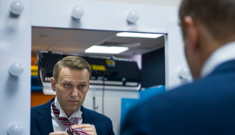 Opposition leader, facing Putin crackdown, throws a stripper pole into US-Russia relations