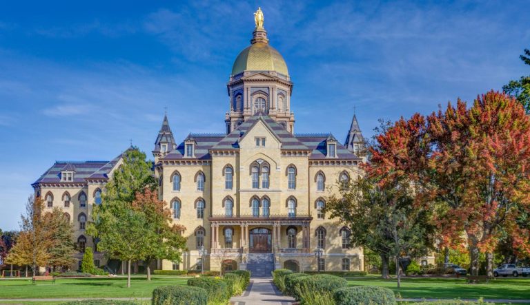 Main Administration Building known as the Golden Dome on the campus of Notre Dame University. | (Ken Wolter/Getty Images)