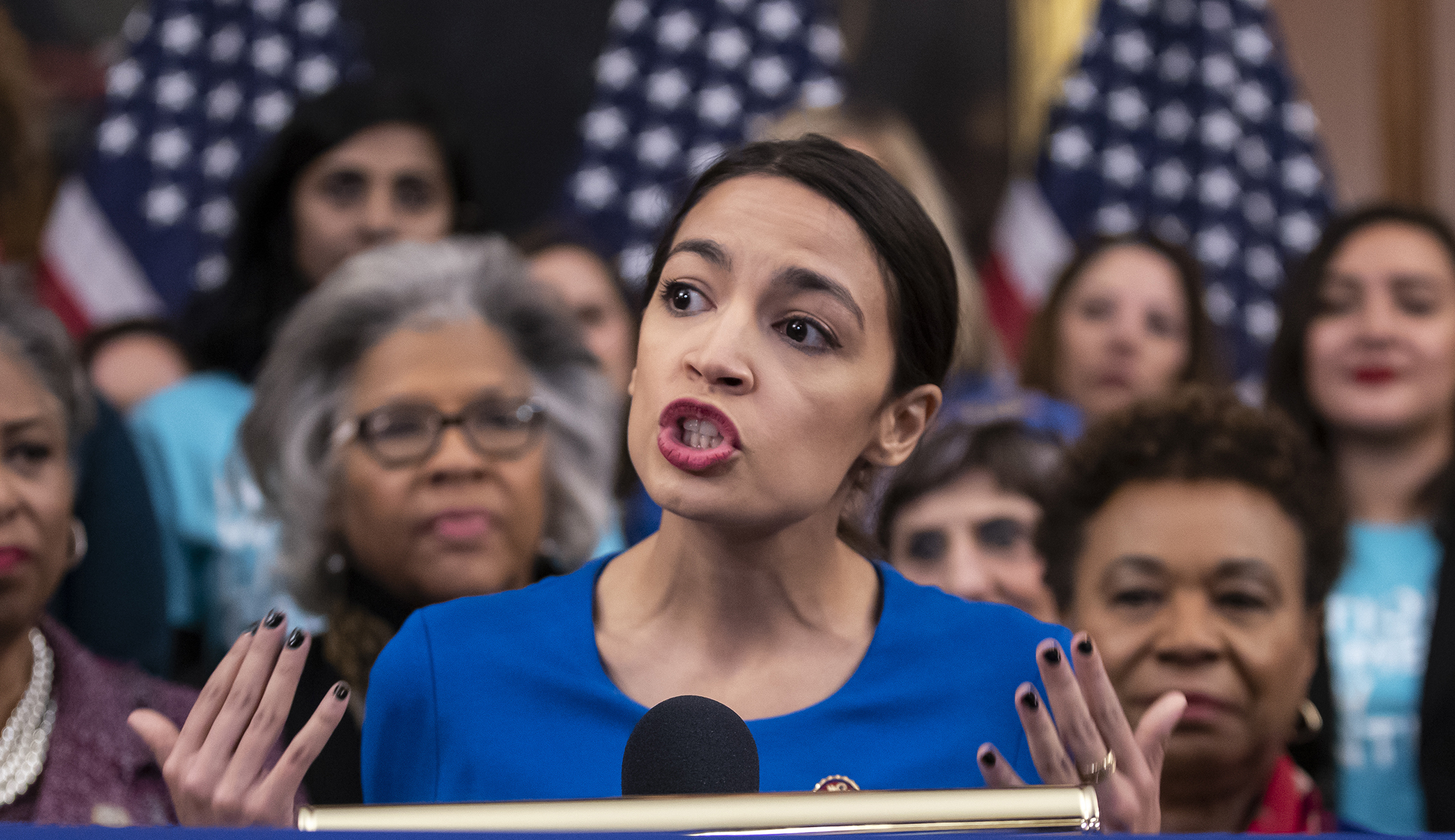 Ocasio-Cortez unveils her ‘Green New Deal’