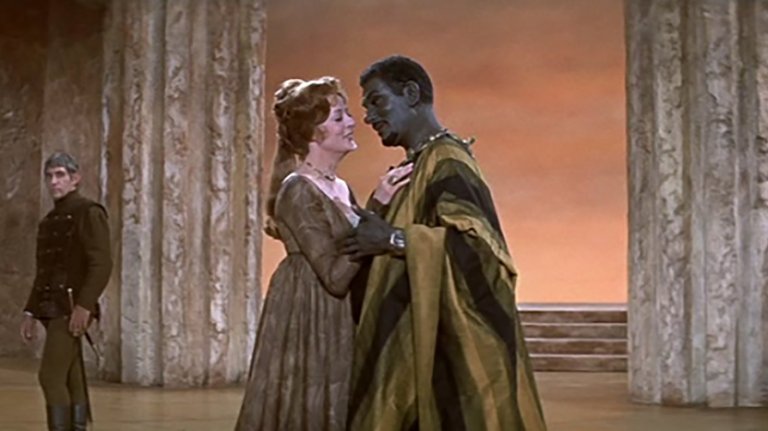 Laurence Olivier’s version of Shakespeare’s Othello collides with woke college freshmen