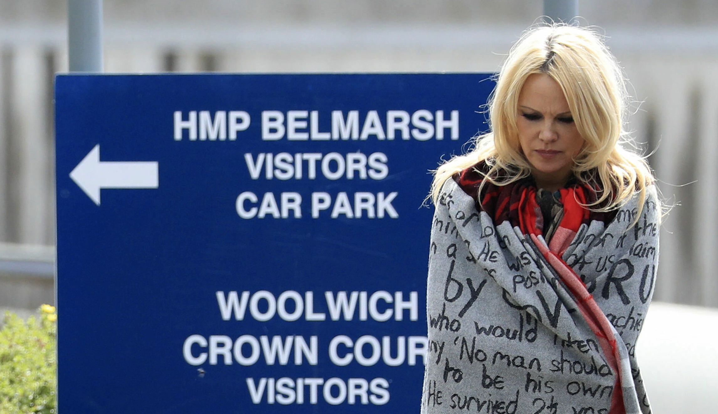 Pamela Anderson is first to visit Julian Assange in London prison