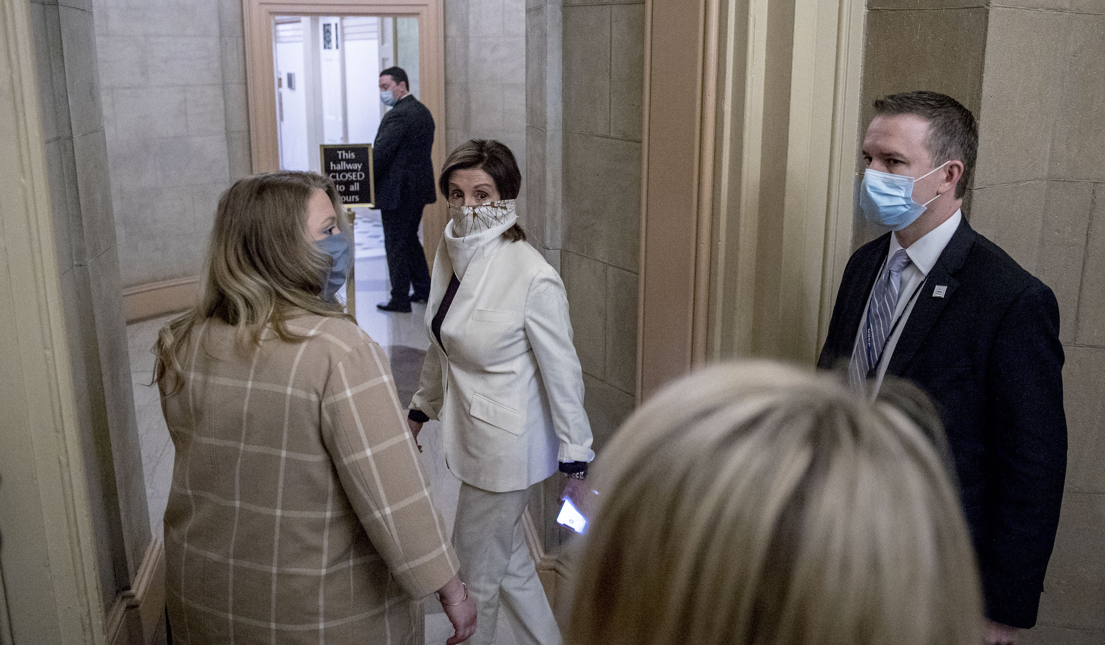 Pelosi will advance proxy voting after Democrats balk at reconvening next week