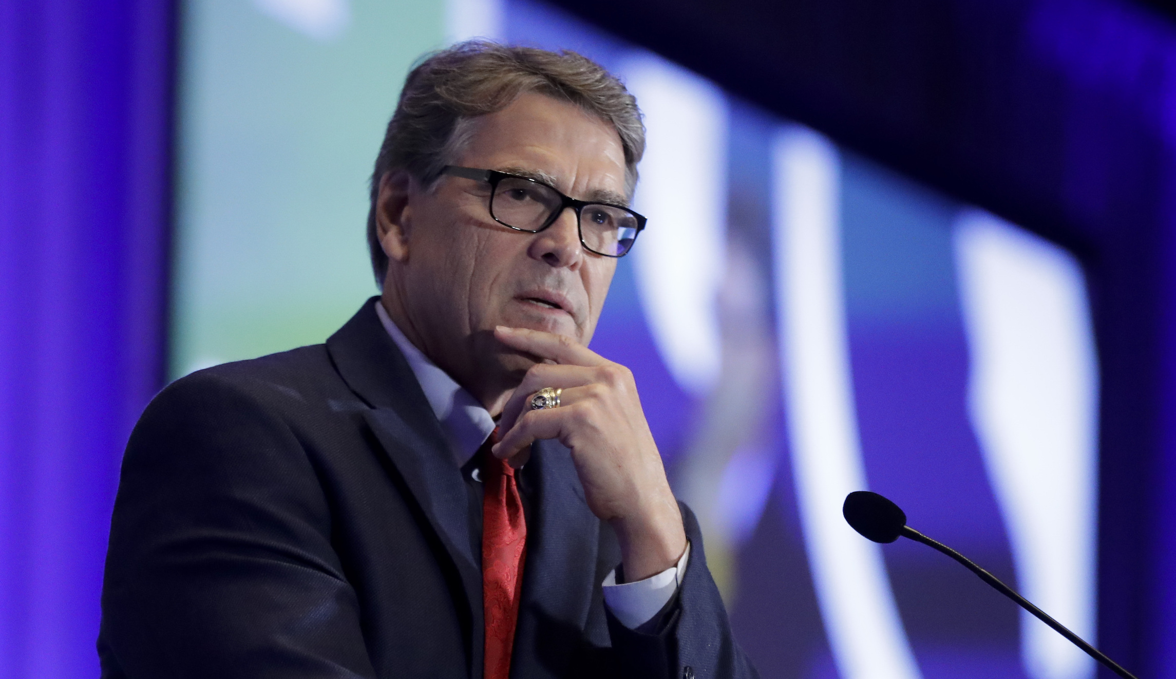 Rick Perry expected to resign next month