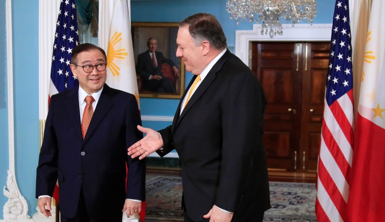 Philippines warns Beijing it will enlist US help if China attacks