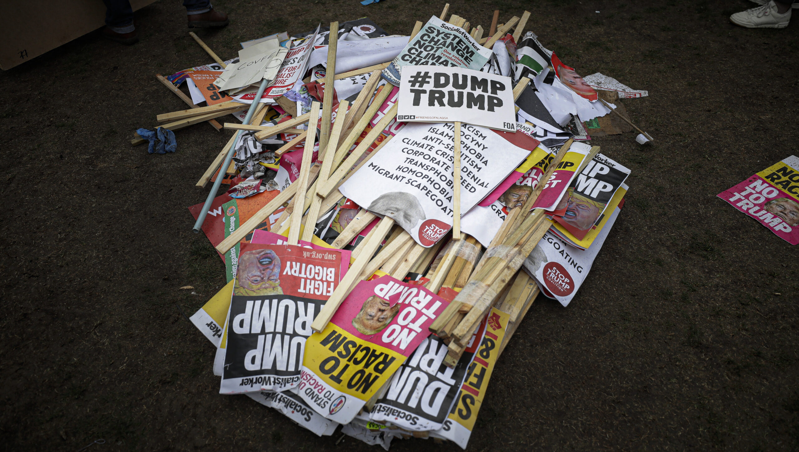 Hey, ideologues, take a chill pill