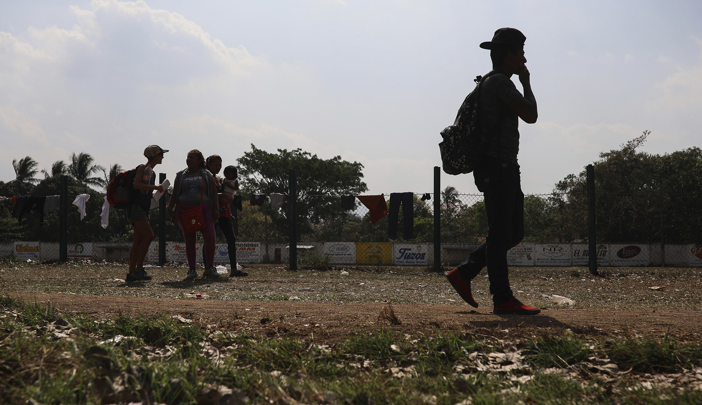 ‘Pueblos sin Fronteras’ caravan group isn’t the same as the US-based People Without Borders