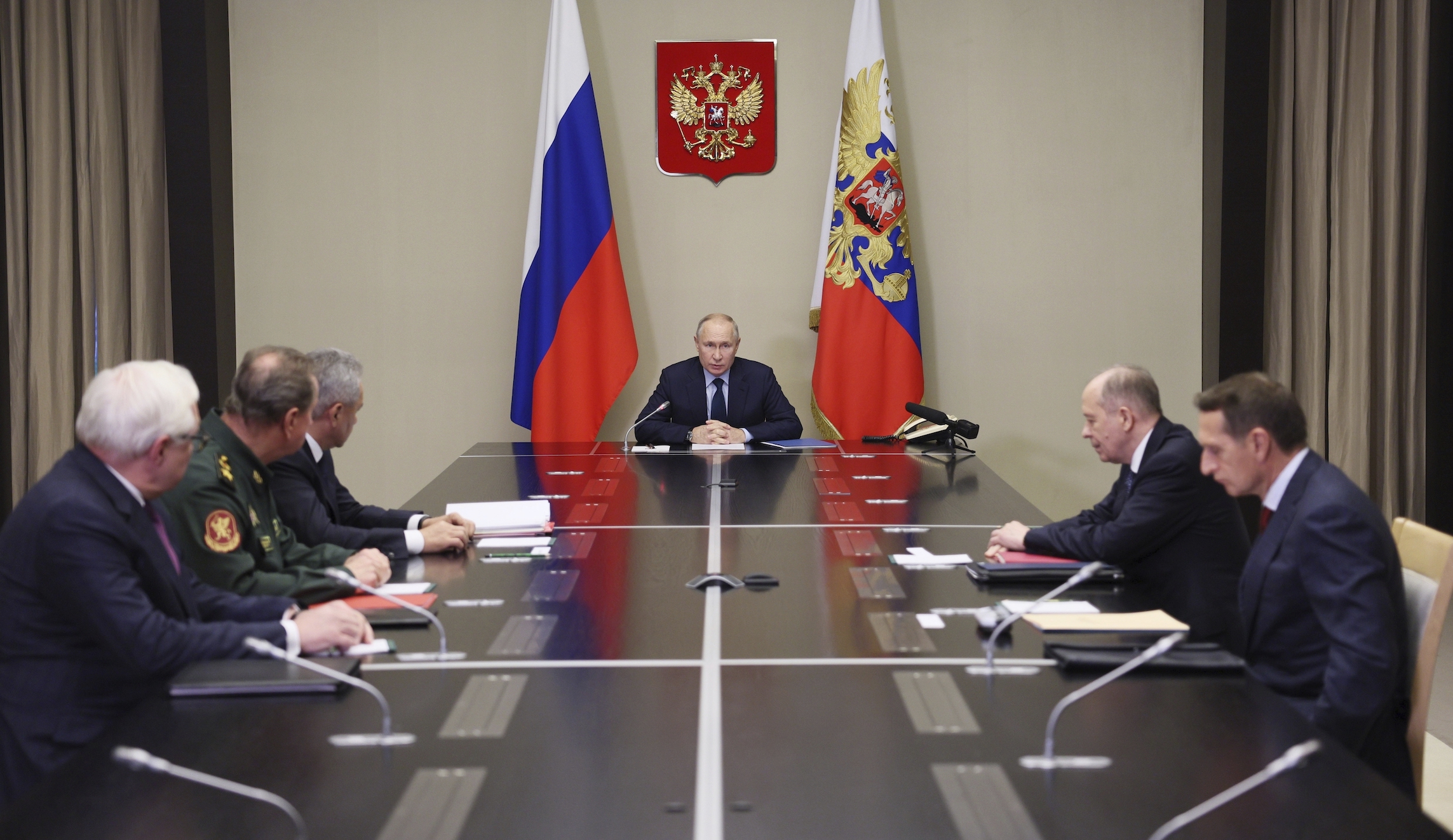 Israel war: Putin elbows his way back to diplomatic high table over ‘regional war’ threat