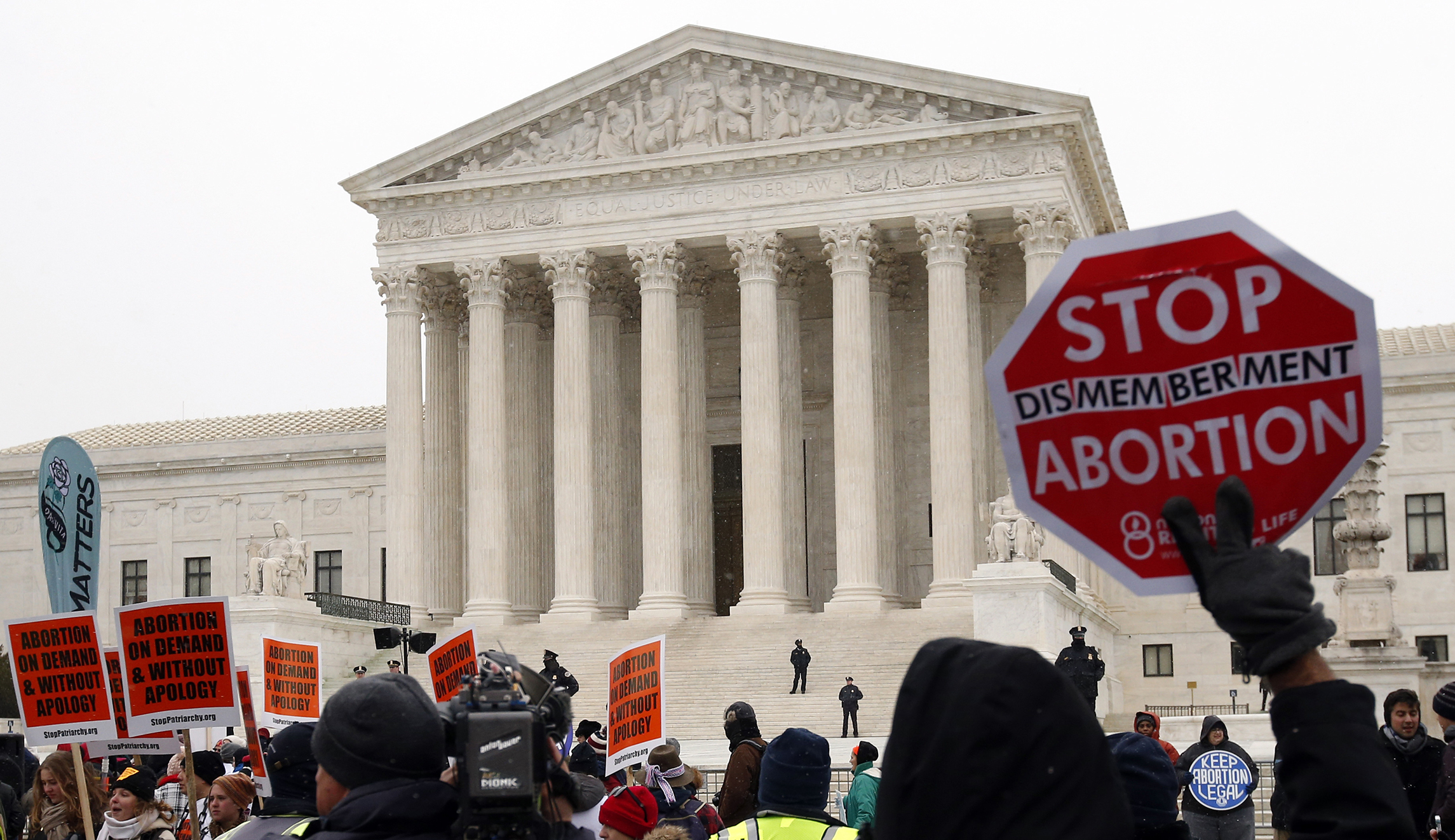 Pollsters keep saying most people support Roe. It’s not true