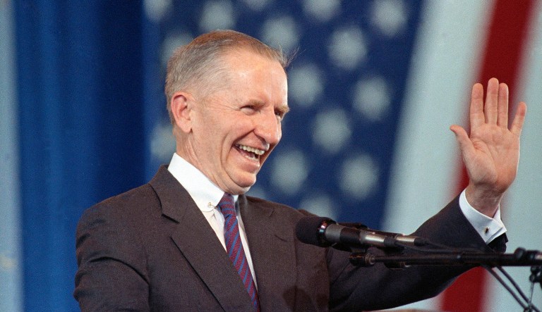 In this undated 1992 photo, businessman and U.S. presidential candidate H. Ross Perot, of Texas, waves. Perot, the Texas billionaire who twice ran for president, has died, a family spokesperson said Tuesday, July 9, 2019. He was 89.
