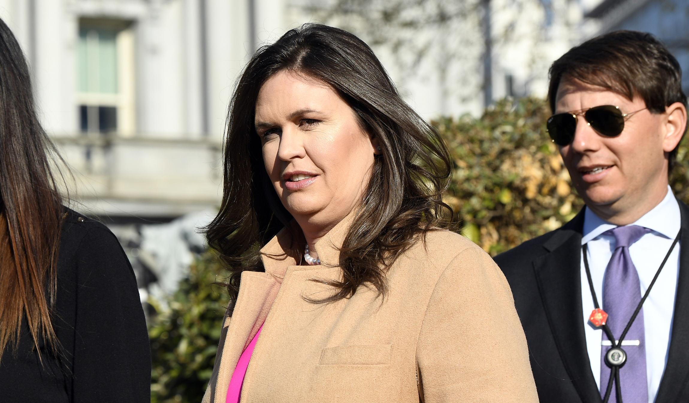Sarah Sanders: Lawmakers not ‘smart enough’ to read Trump’s tax returns