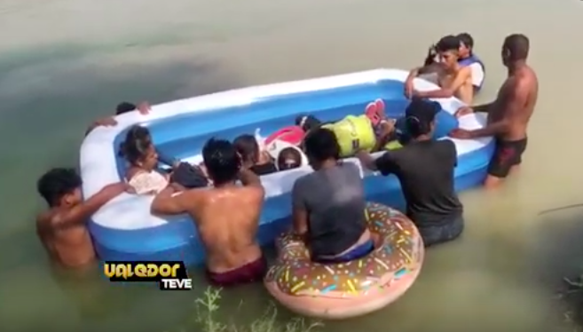 Kiddie pools, doughnut floaties, noodles: Migrants use inflatables to cross the Rio Grande