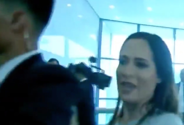 WH reporters offer rare praise after Grisham runs interference with Kim Jong Un goons