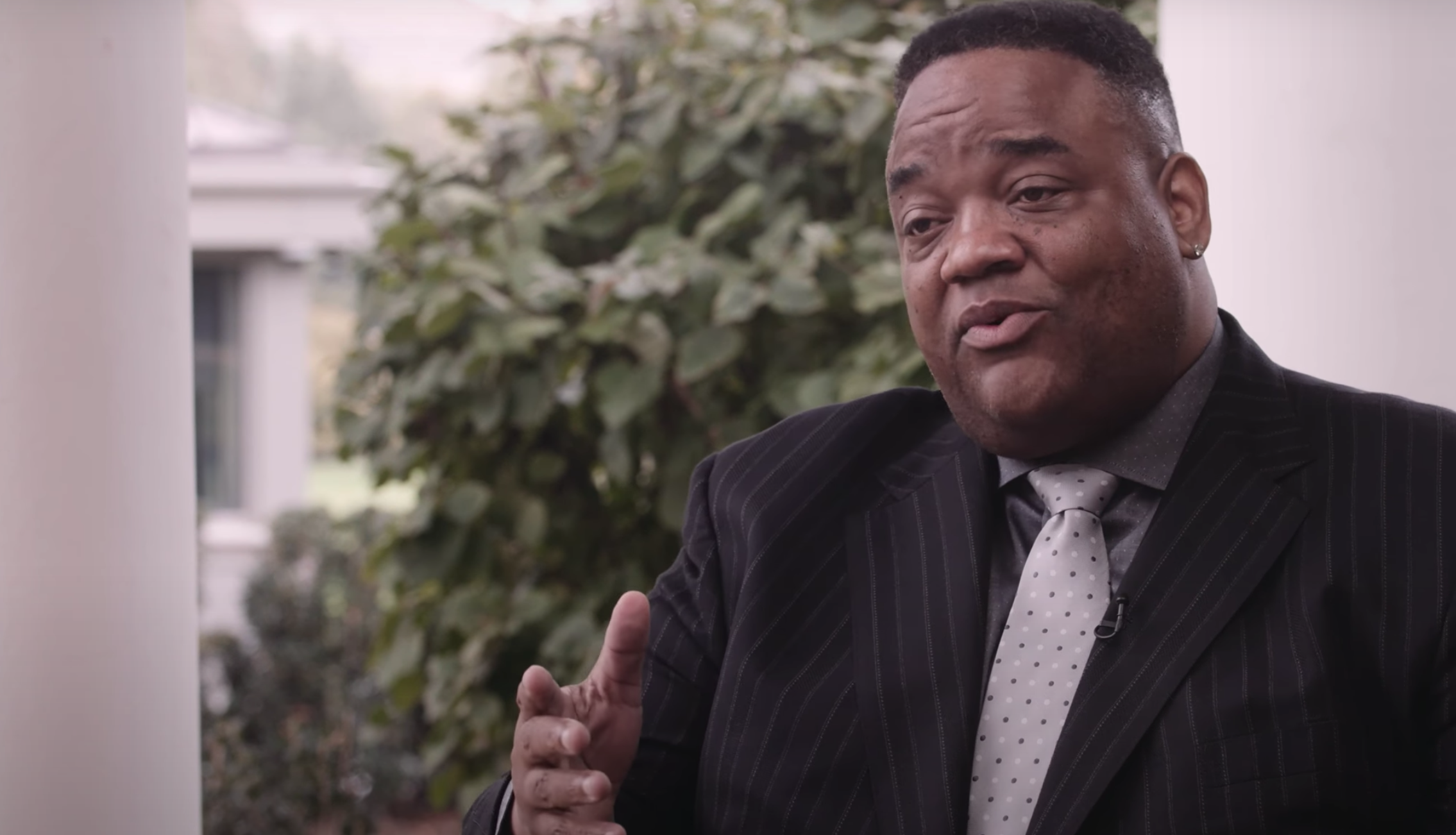 Jason Whitlock tells Trump antifa is ‘modern-day KKK,’ adds later there’s ‘clear momentum’ for president among black men