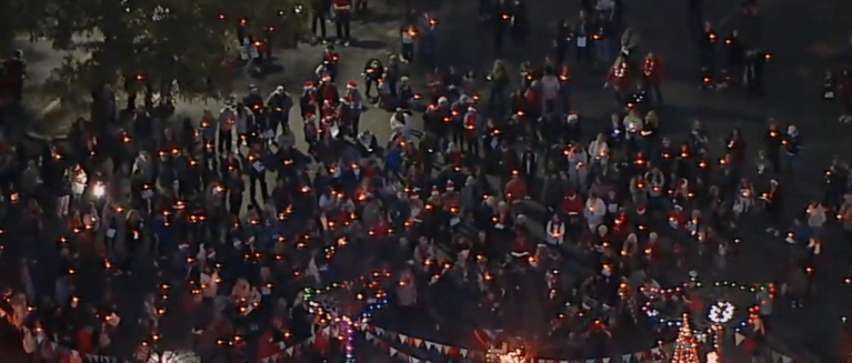 Kirk Cameron hosts another Christmas carol lockdown protest in California: ‘Let your voice be heard’