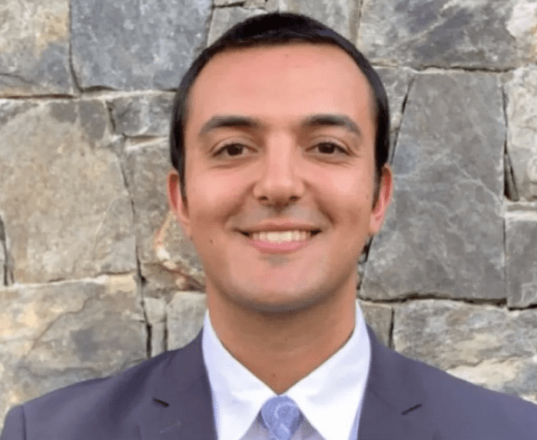 Champion Story Time, a Maryland man’s alternative to ‘Drag Queen Story Hour’