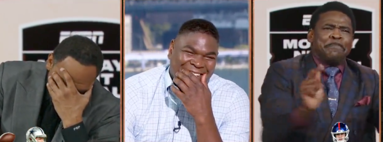 WATCH: Michael Irvin breaks internet celebrating Cowboys win