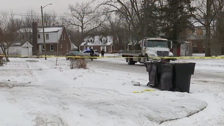 Detroit tow truck driver fends off robbery, shoots and kills man