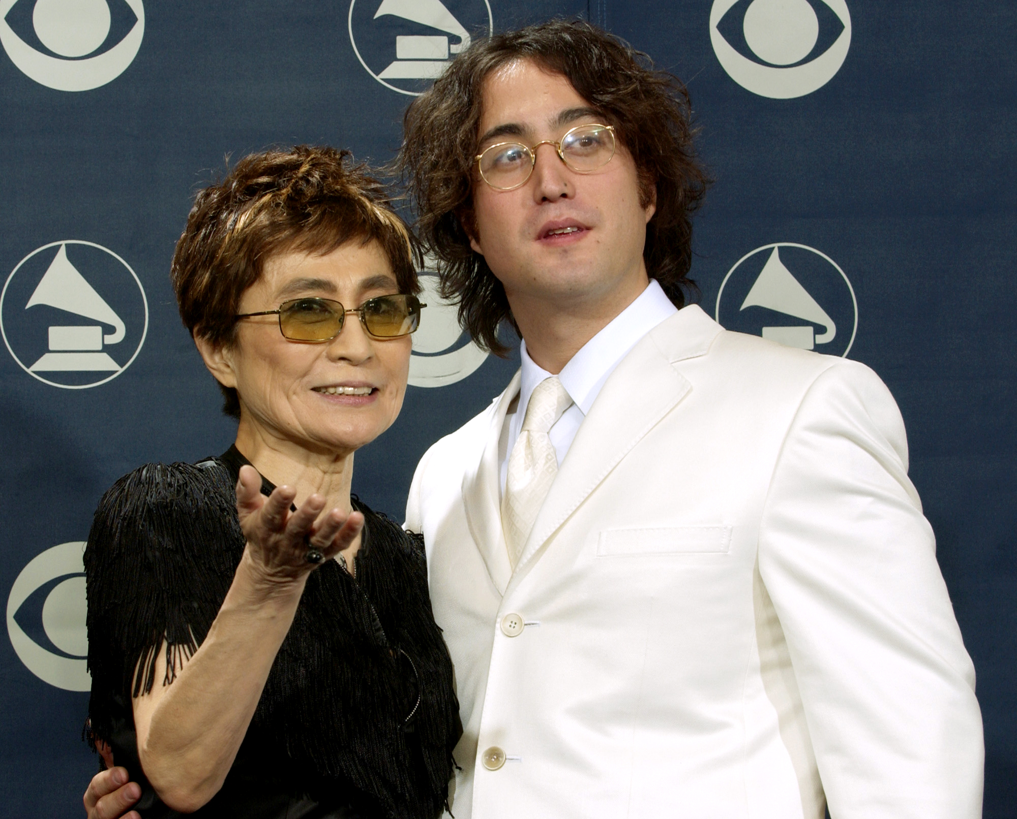 Yoko Ono joins the NYC exodus after 50 years to move to an upstate farm