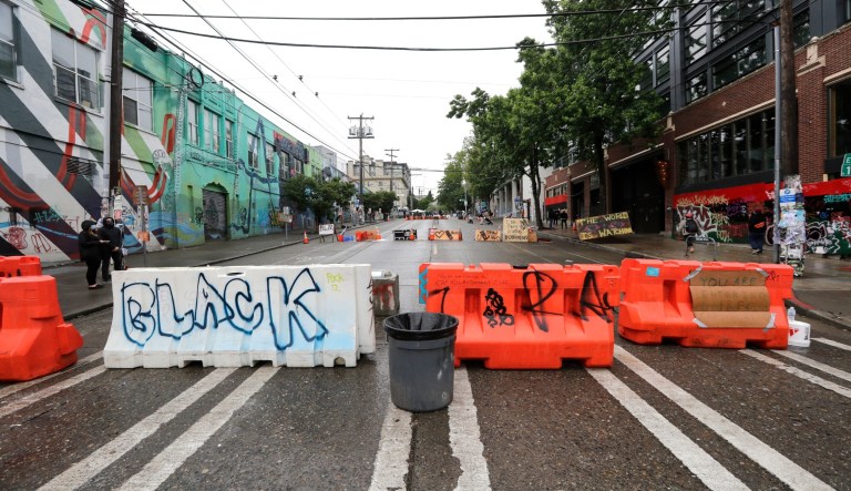 ‘They hate black people’: Street preachers decry Democrats outside Seattle’s CHAZ