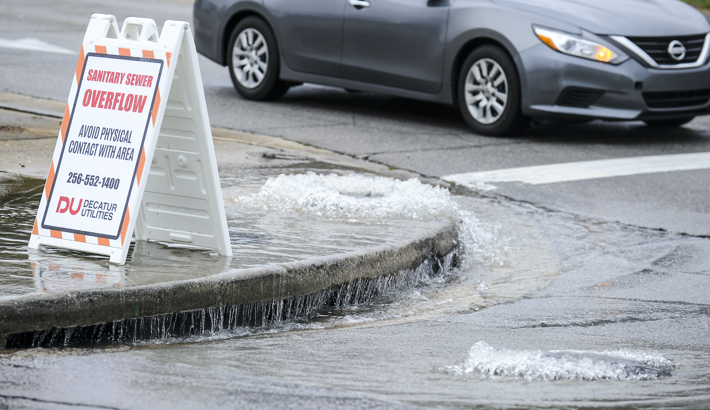 Florida mayor pleads for help after city swamped in 211M gallons of sewage