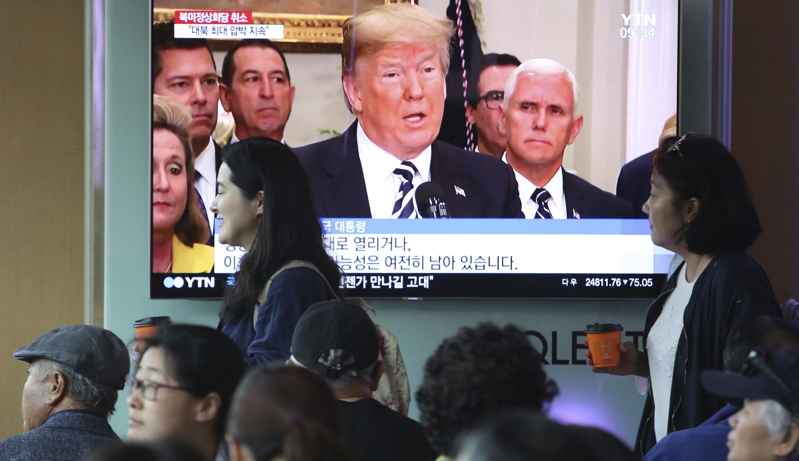 North Korea summit back on? Trump is dipping his toes back in the water