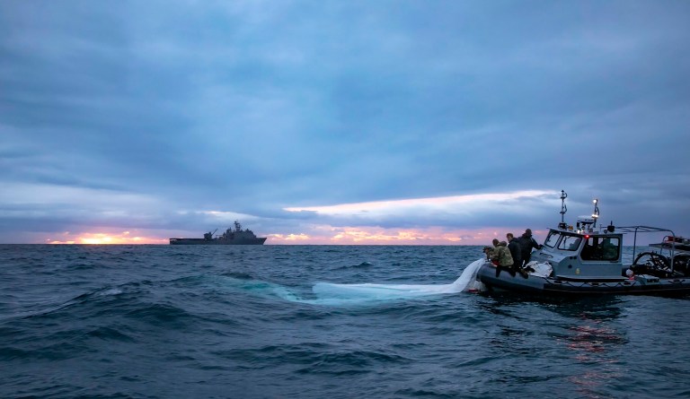 The US and China want to pop their balloon issue