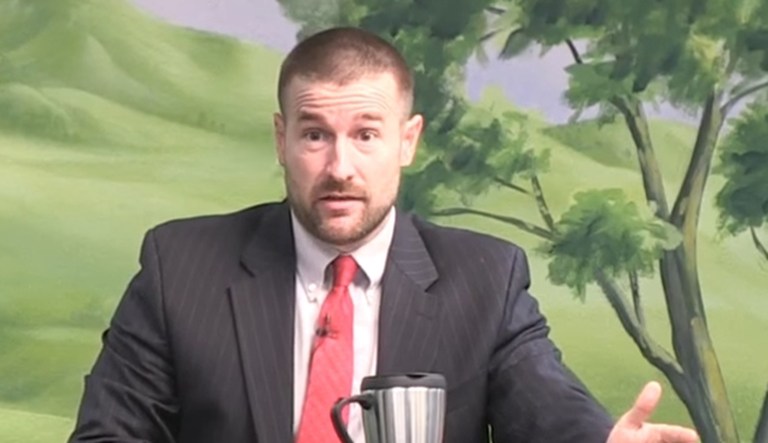 Ireland bans radical US preacher from entering country