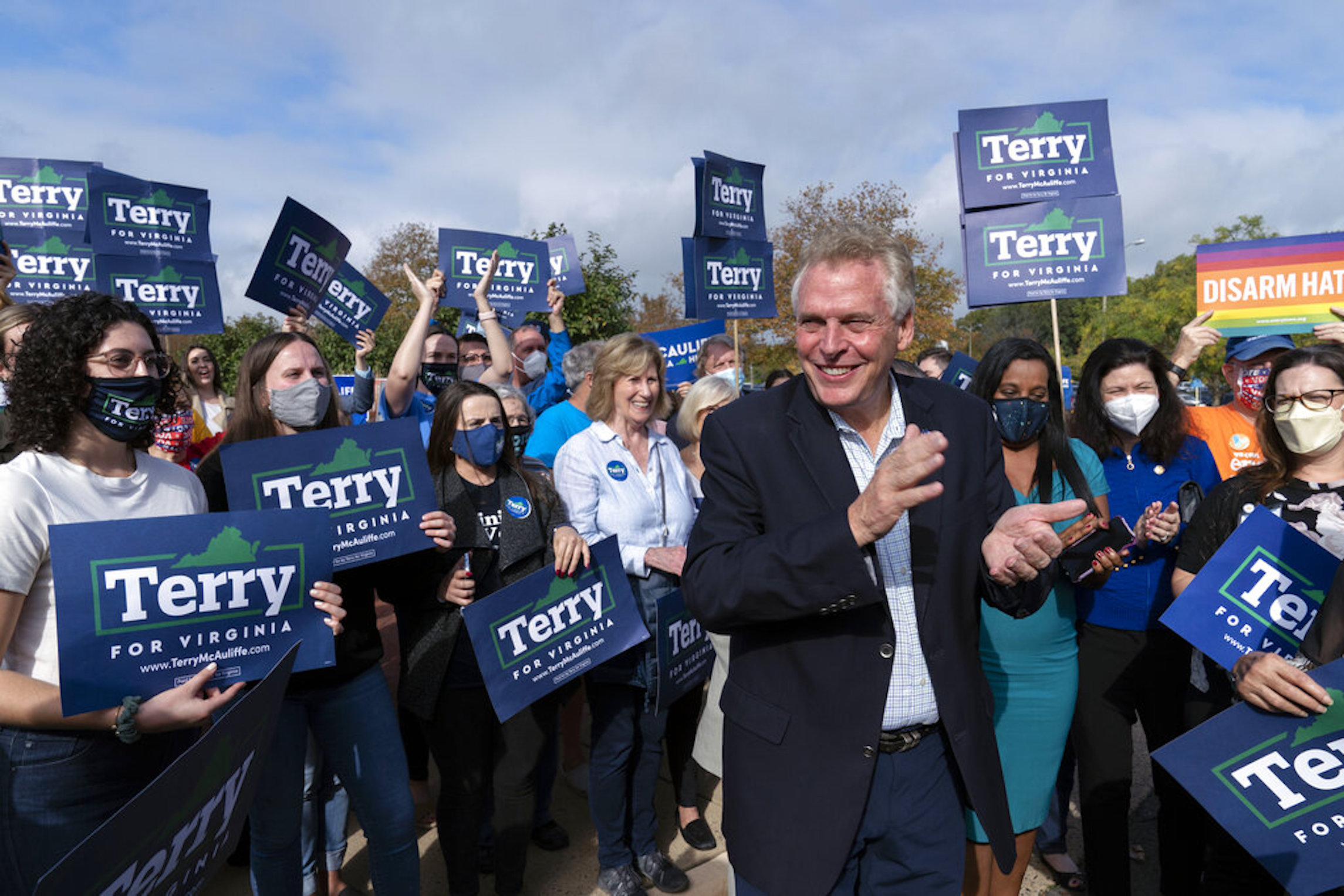Democratic DC ‘chitty-chat’ ties McAuliffe’s hands in Virginia governor race