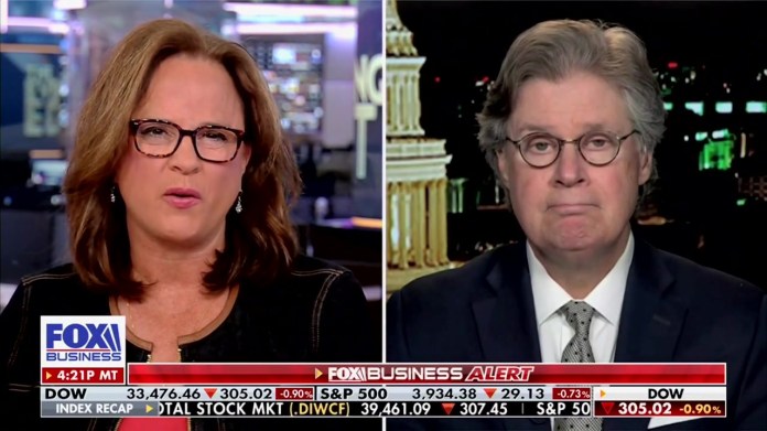 Washington Examiner's Byron York joins Fox Business' The Evening Edit to talk about Biden's political future as Republicans take over the House and after Sen. Kyrsten Sinema announced she was leaving the Democratic Party.