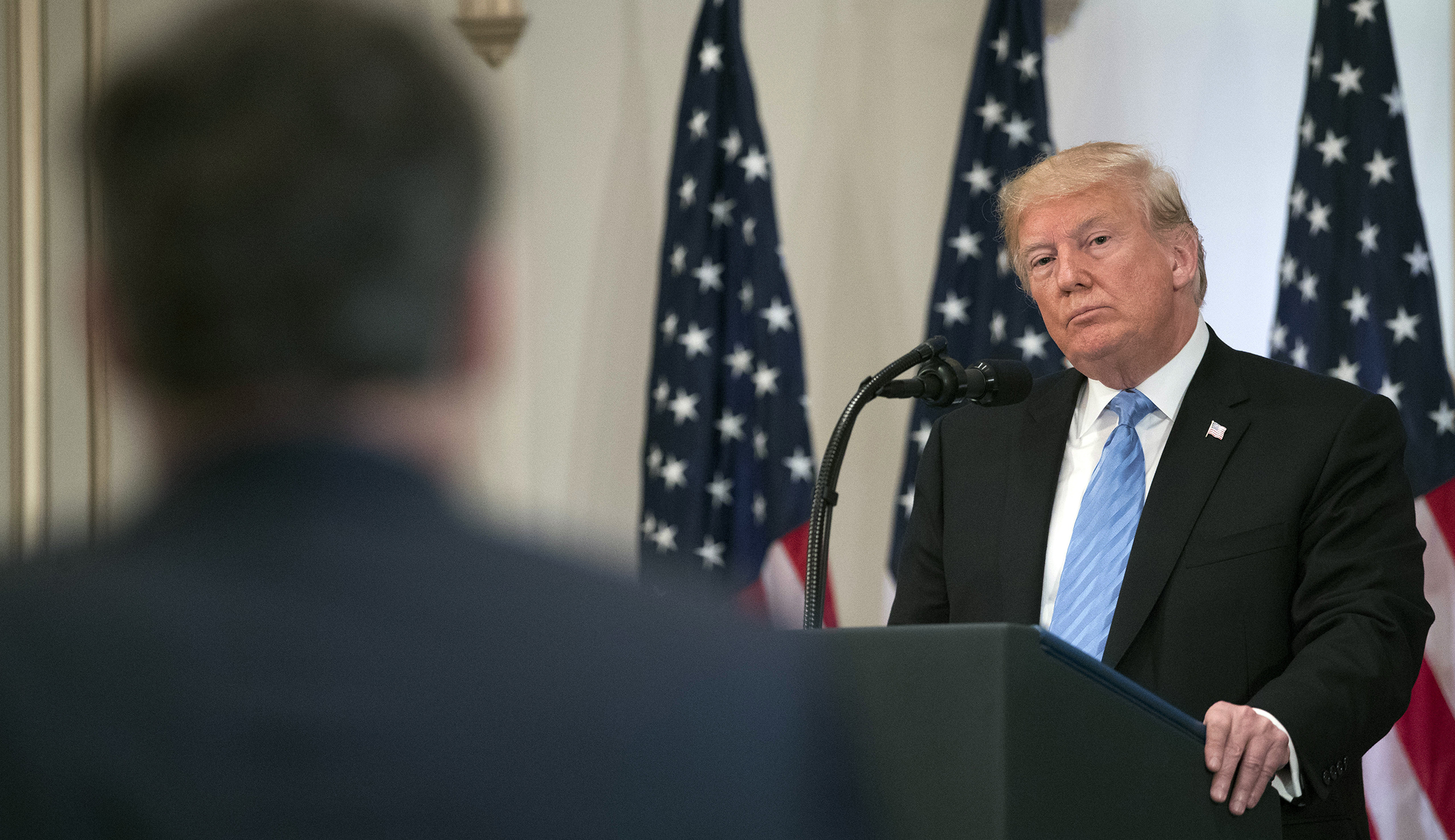 Conservative news outlet backs White House in CNN lawsuit