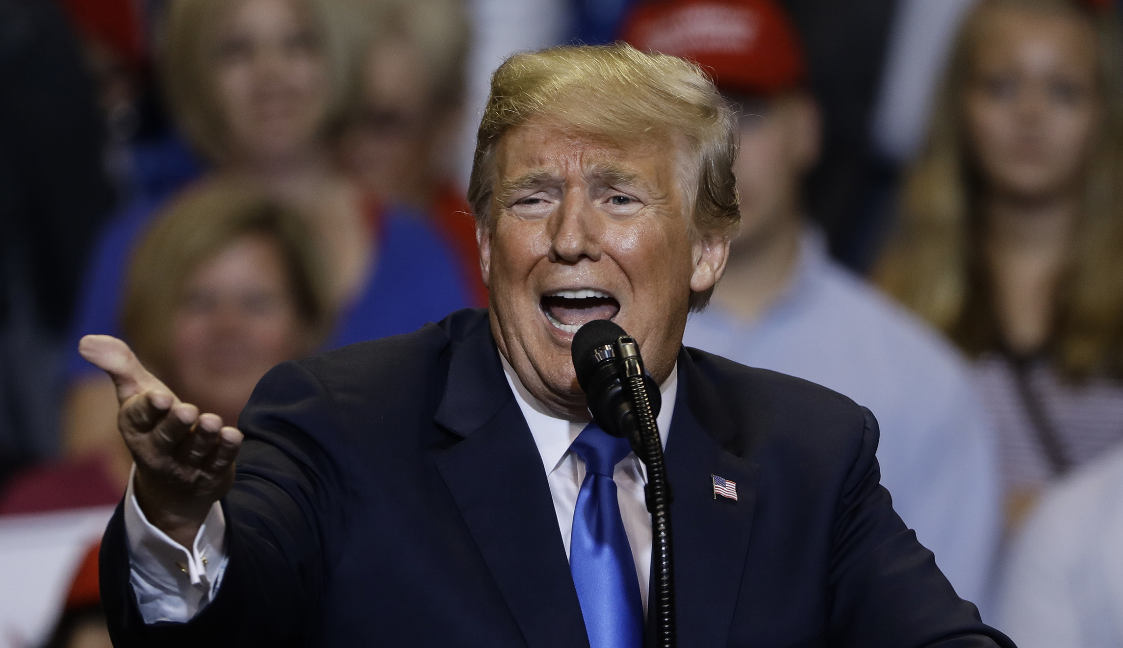 7 times ‘racist’ Trump called white men dumb