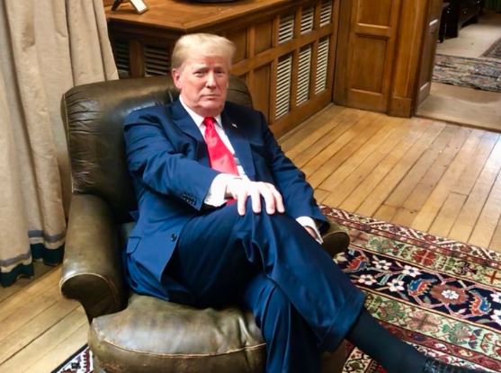 Sarah Sanders shares photo of Trump sitting in Winston Churchill’s chair