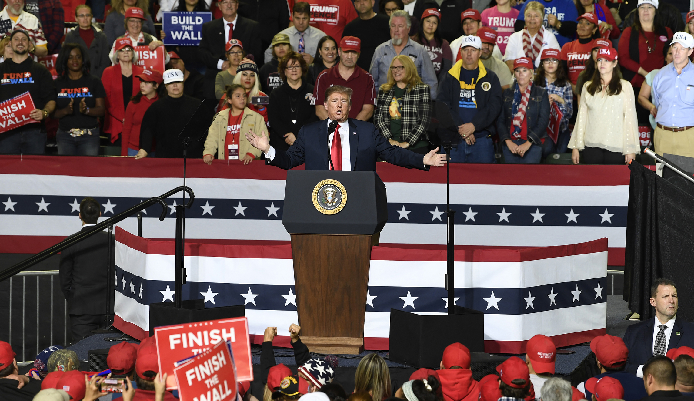Trump fills out 2020 re-election team